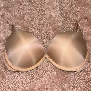 Victoria’s Secret Dream Angels Demi Bra
